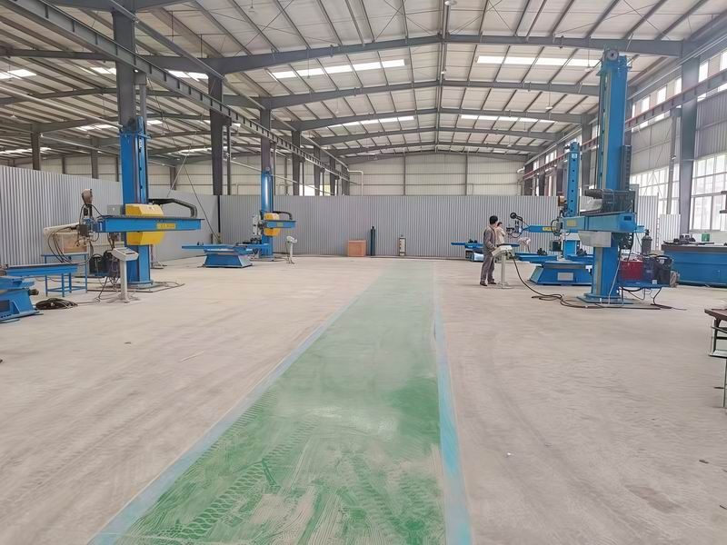 气保窄间隙焊接专机使用现场